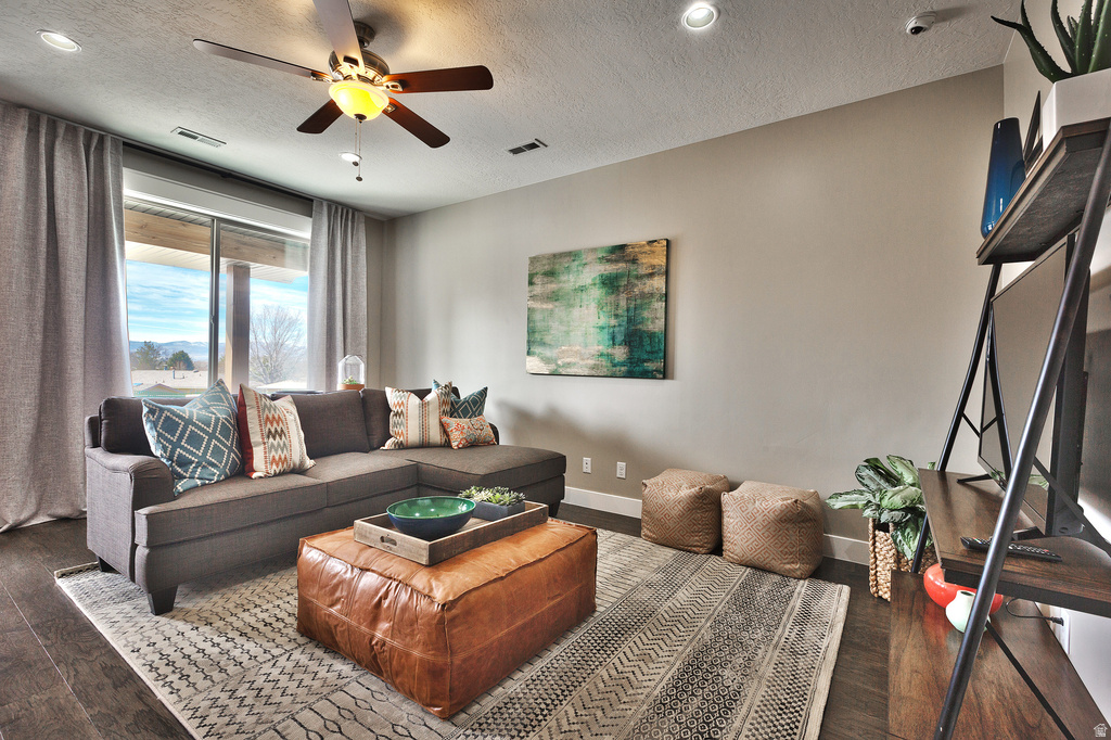252 E SANDY SAGE WAY photo 4