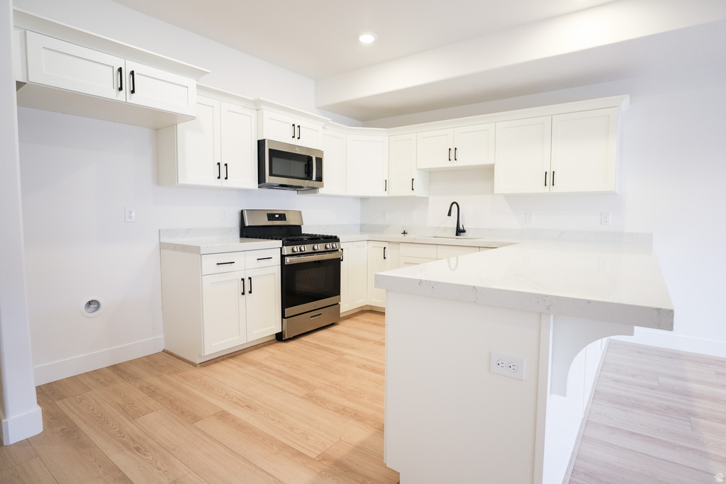 487 E 590 N photo 4