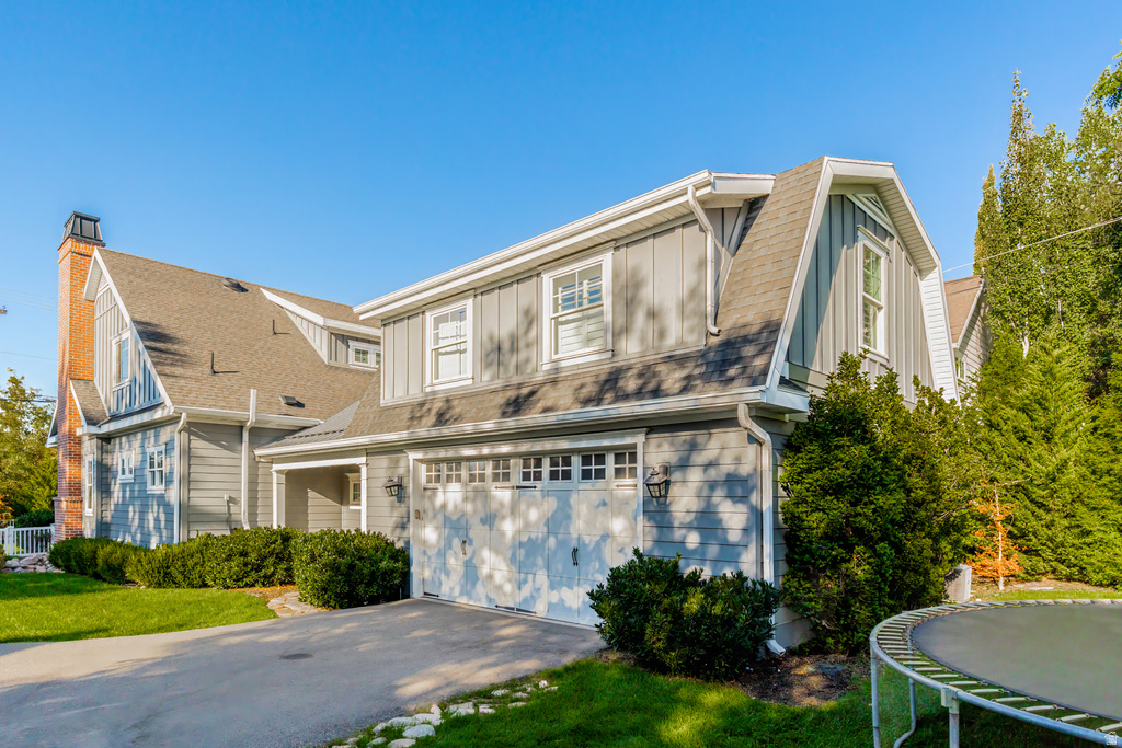 2520 E EVERGREEN AVE photo 2