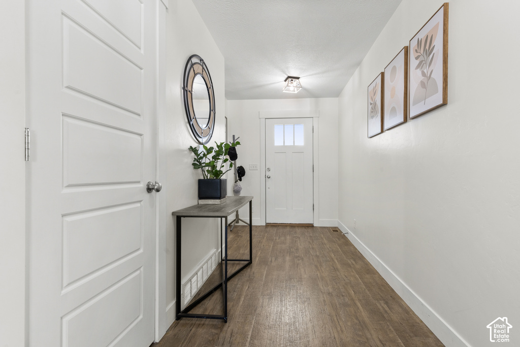886 S CAMBRIDGE E CIR photo 4