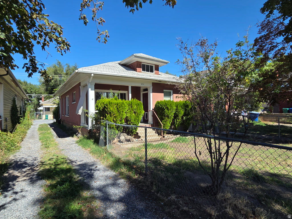 854 23RD ST photo 2
