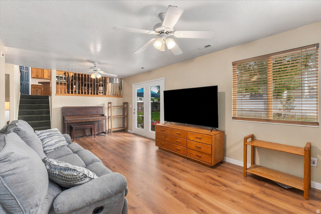 1598 N 2530 W photo 5