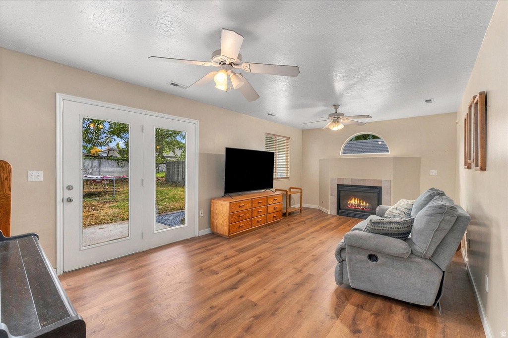 1598 N 2530 W photo 4