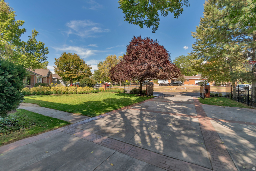 1720 E ORCHARD S DR photo 3