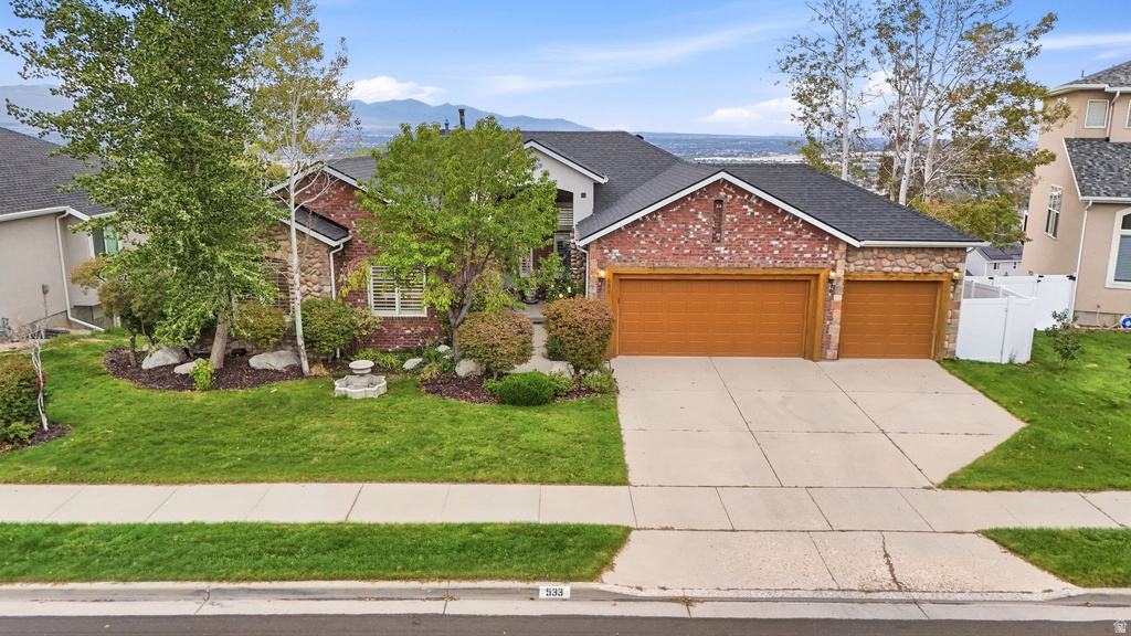 533 E JADE PARK LN photo 3
