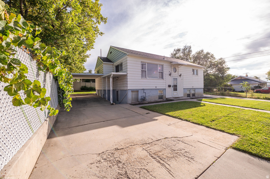 207 W 400 N photo 3