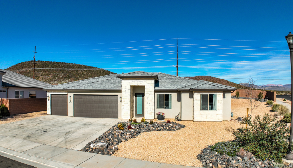 1452 W 540 N photo 2