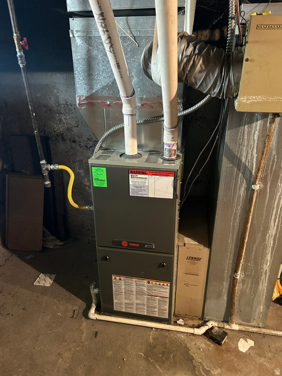 464 E 500 S photo 4