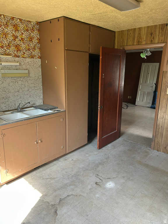464 E 500 S photo 3