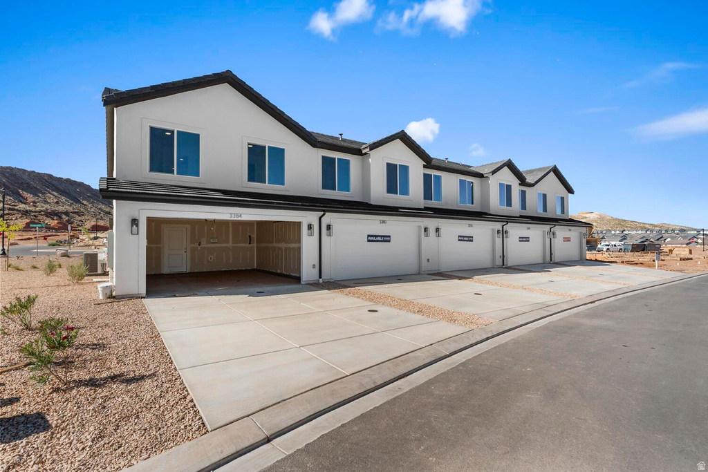 2207 S TOWER BRIDGE DR photo 4