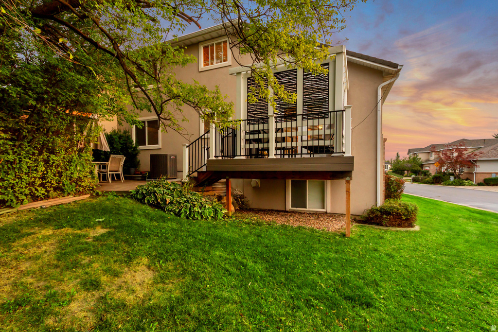 979 BROOK HAVEN DR photo 2