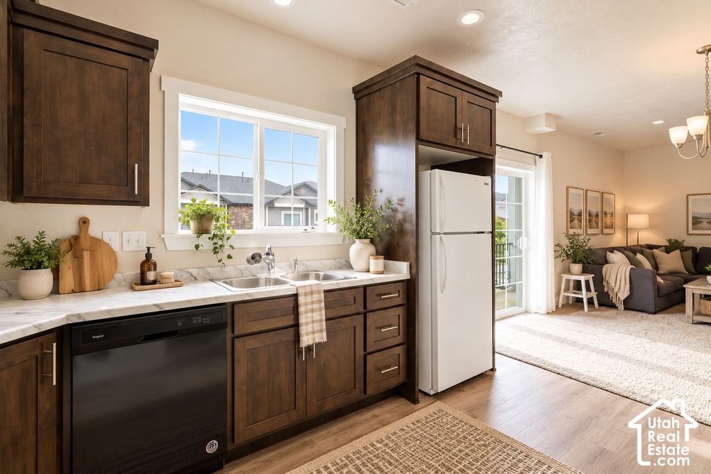 1593 N 160 W photo 4