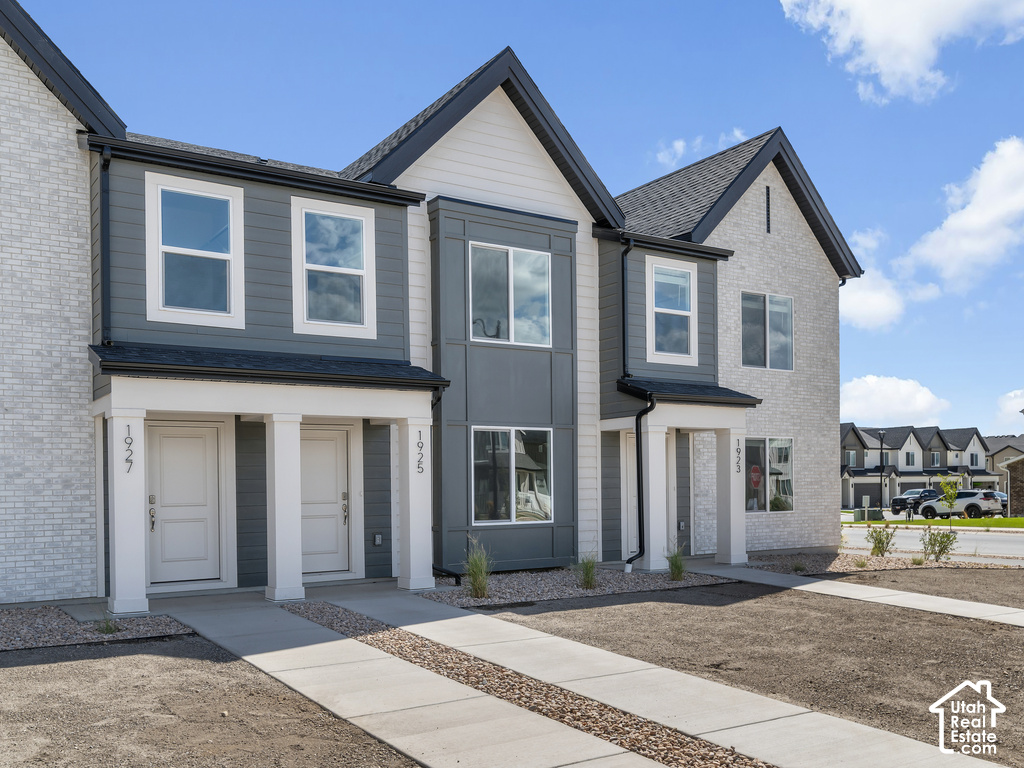 655 N 1620 E photo 3