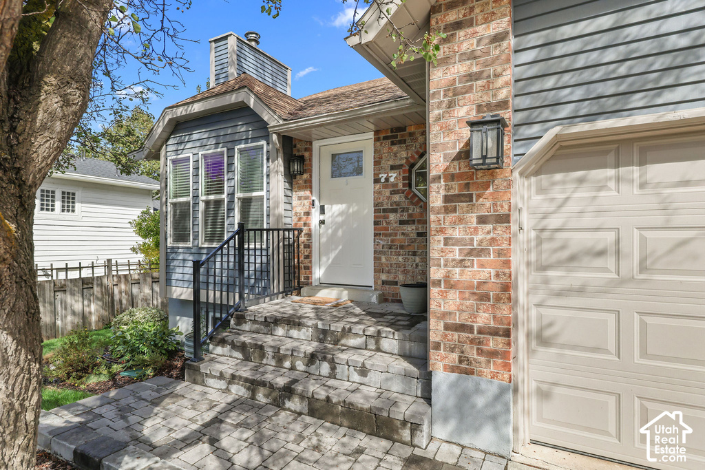 77 E GLOVERS LN photo 3