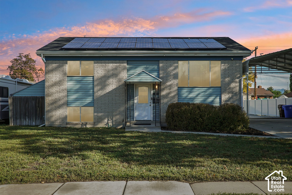 626 W IVY DR photo 2