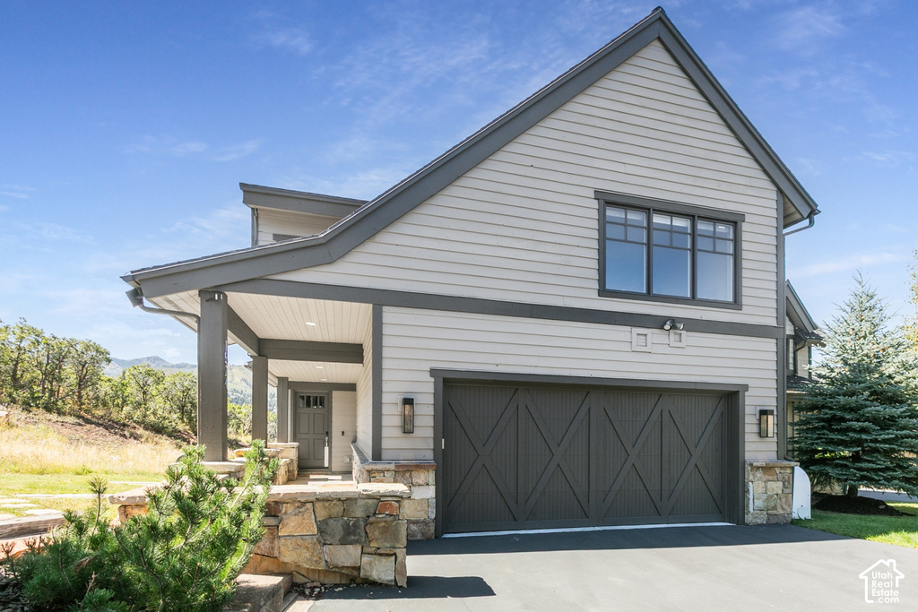 1524 APRIL MOUNTAIN DR photo 3