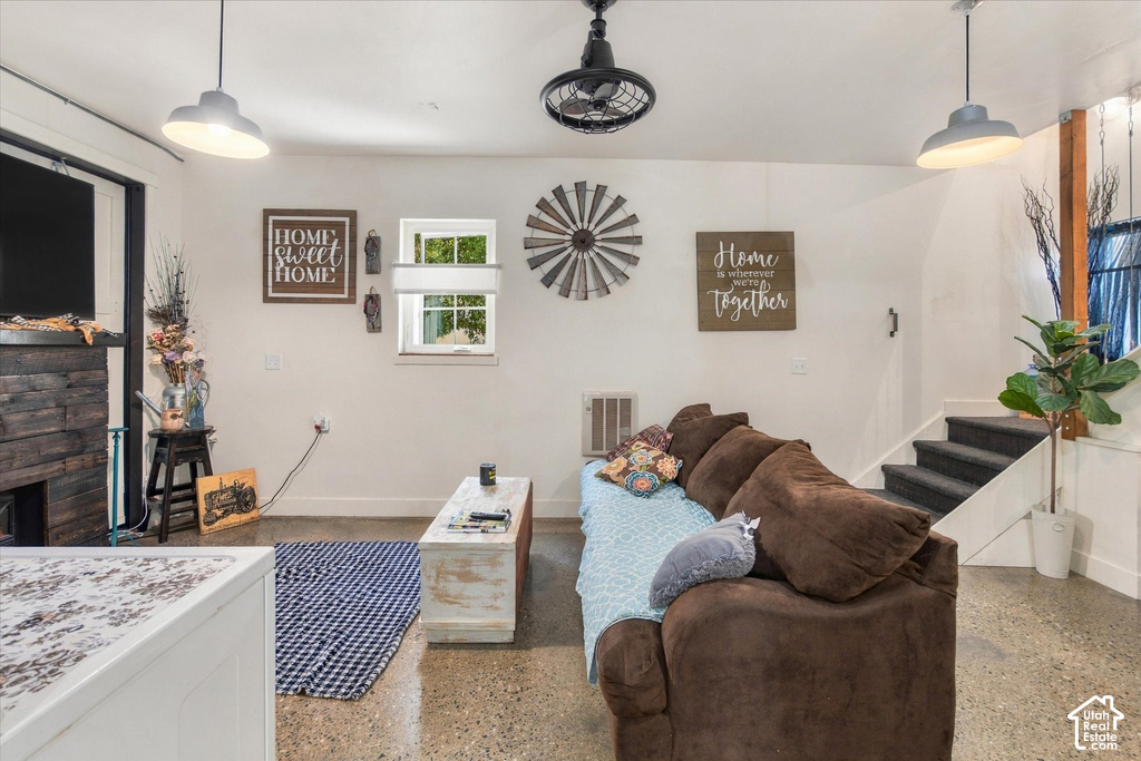 25885 N 8900 W photo 4