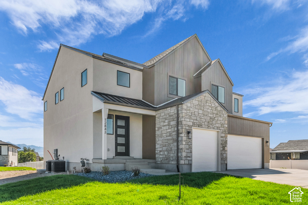 12843 S BIGWIG DR photo 2