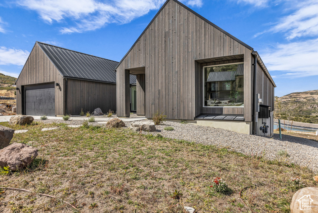 4157 E PEAK ROCK LN photo 2