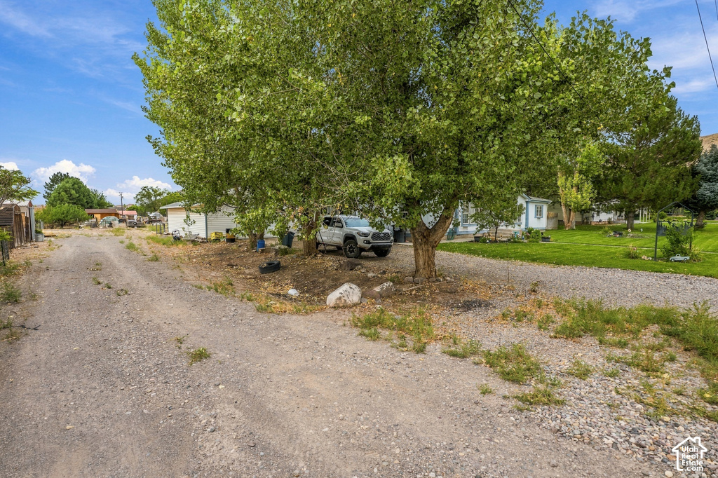 287 E 100 N photo 3