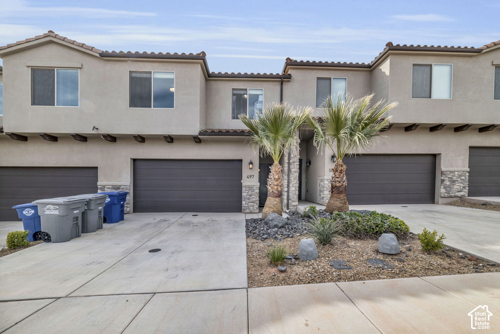 497 N VENTURA LN photo 2