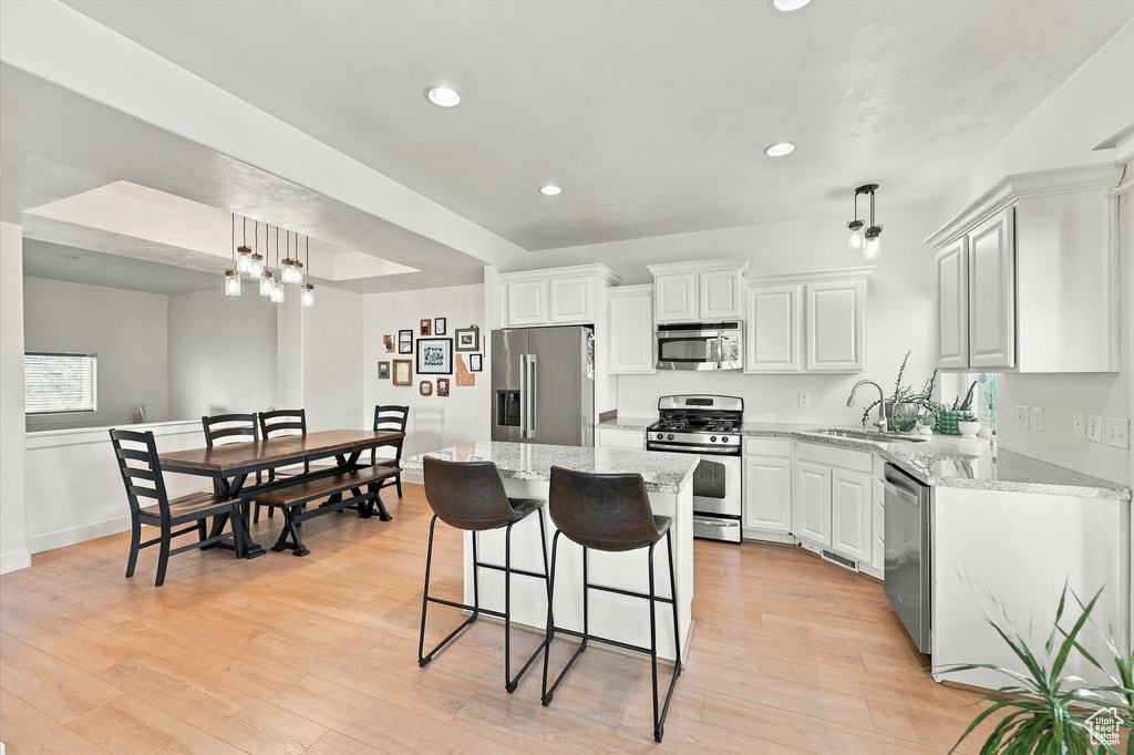 1058 E GARDEN BEND S PL photo 3