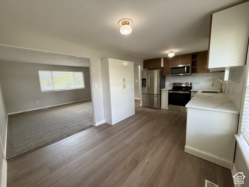 1764 N 550 W photo 4