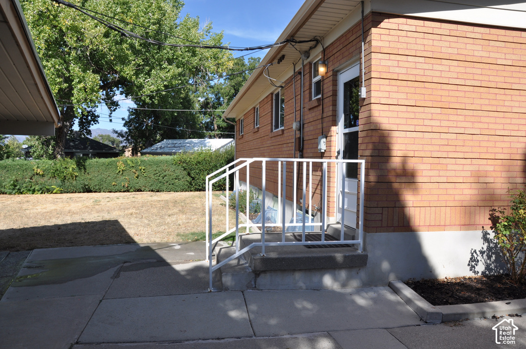 441 E MARY ROSE S DR photo 5