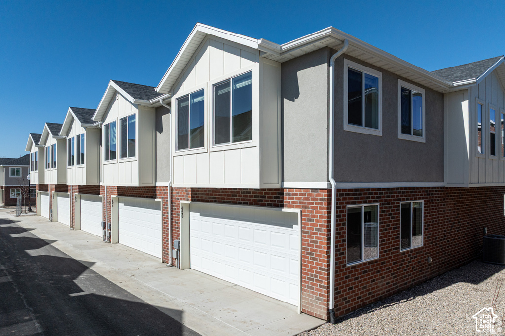 382 W 1040 S photo 2