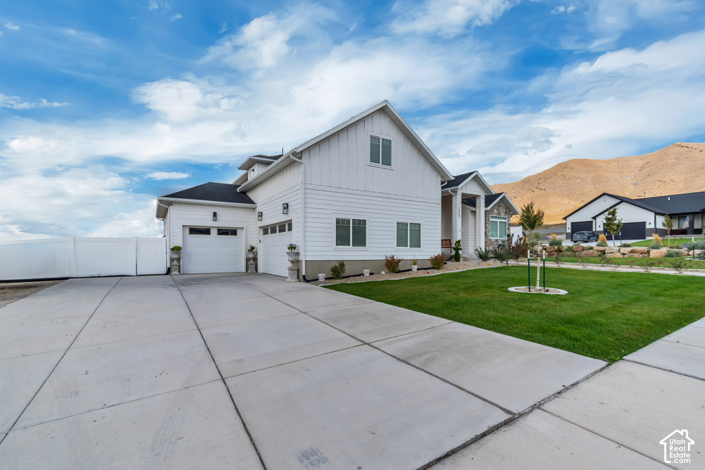2907 E DREYDEN LN photo 4