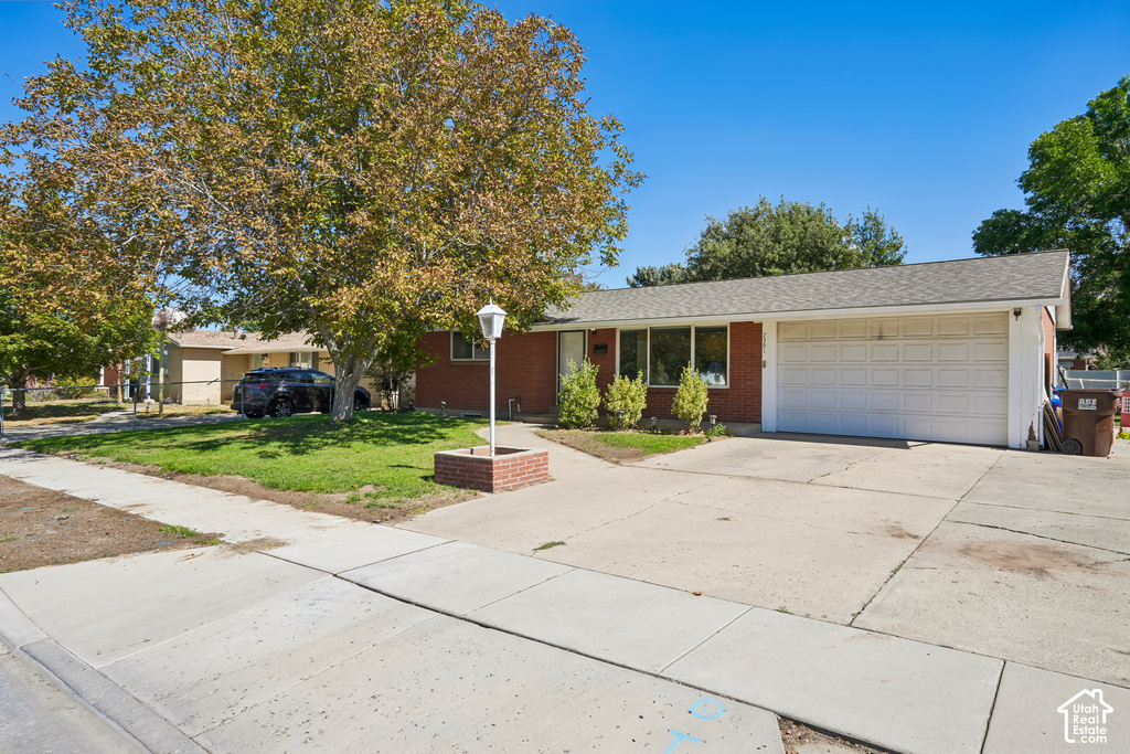 7391 S RAMANEE DR photo 3