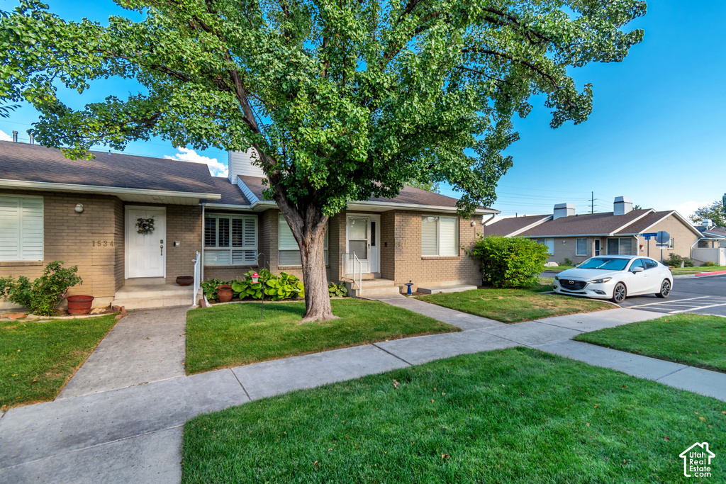 1532 W CORNERSTONE DR photo 2