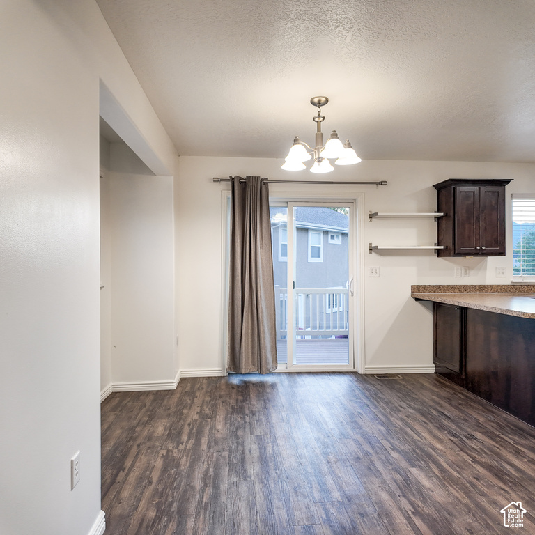 838 N SAPPHIRE ST photo 5