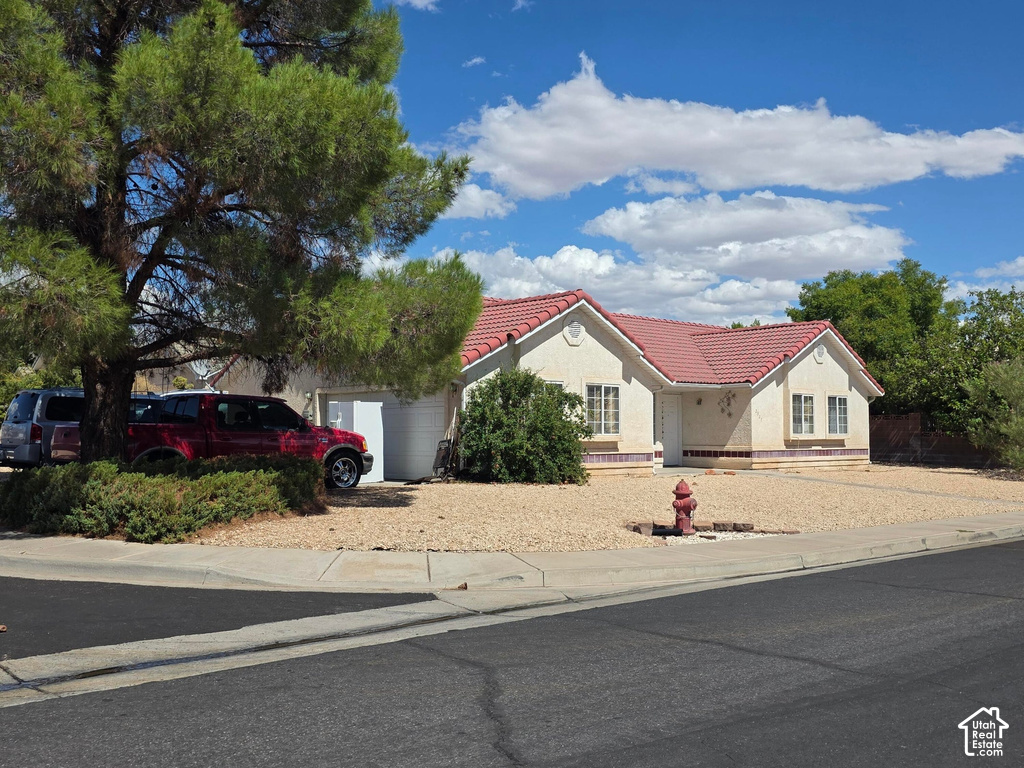 2327 E 170 N photo 4