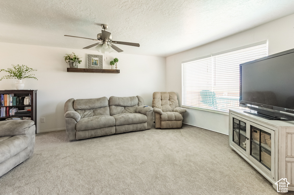 1618 N HILLTOP DR photo 2