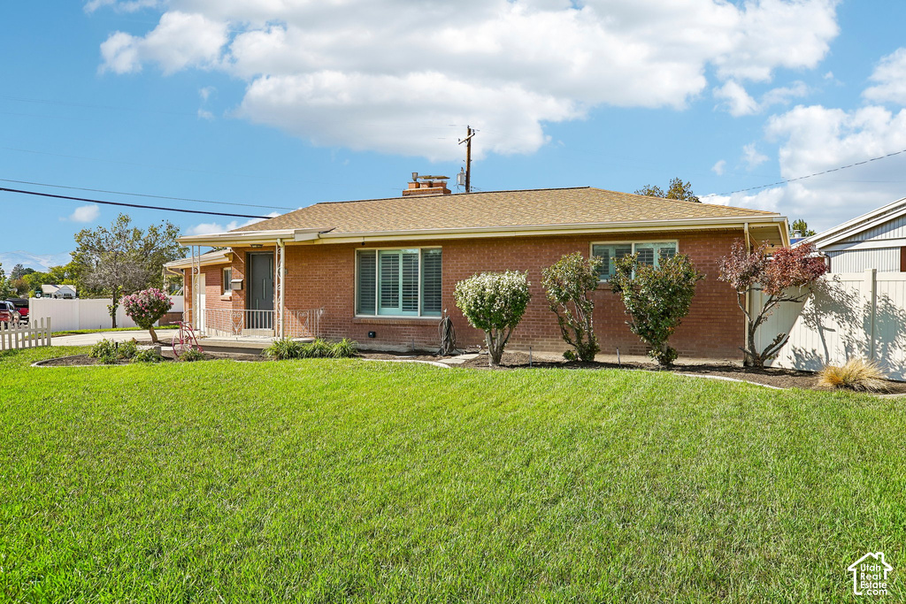 68 W COLUMBIA DR photo 3