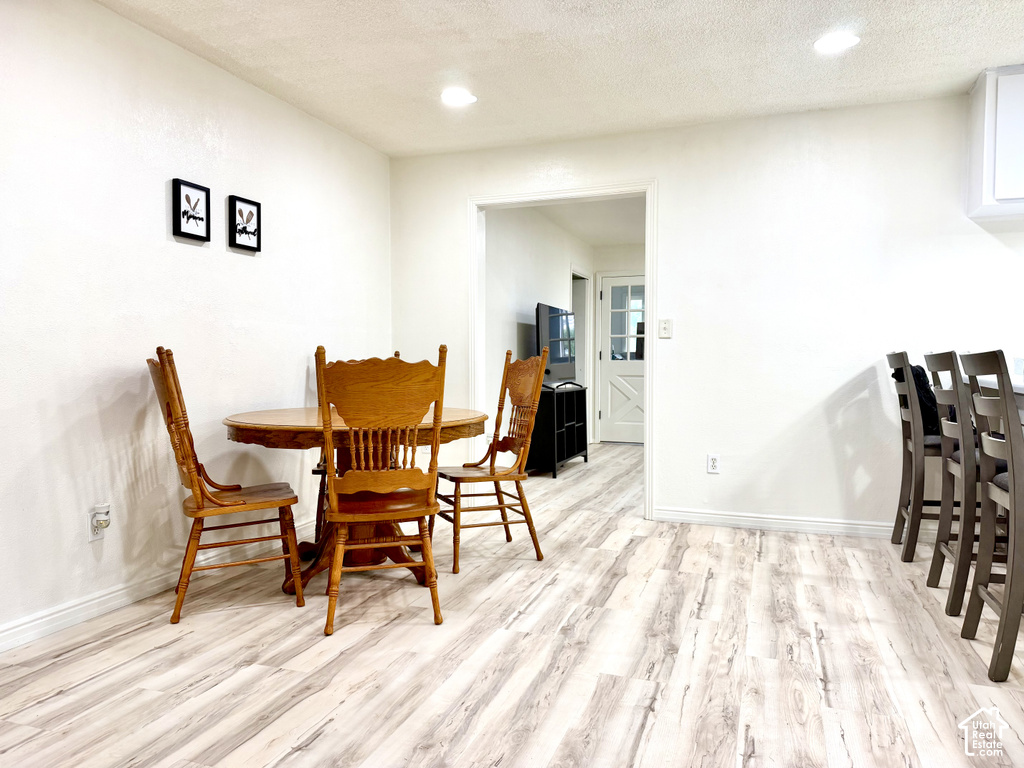 470 N 400 E photo 5