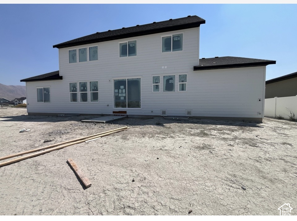 1047 E ANTELOPE DR photo 2