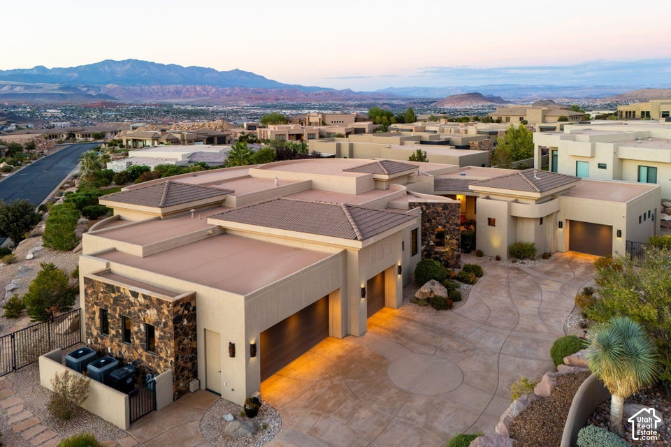 2011 S PINNACLE DR photo 3