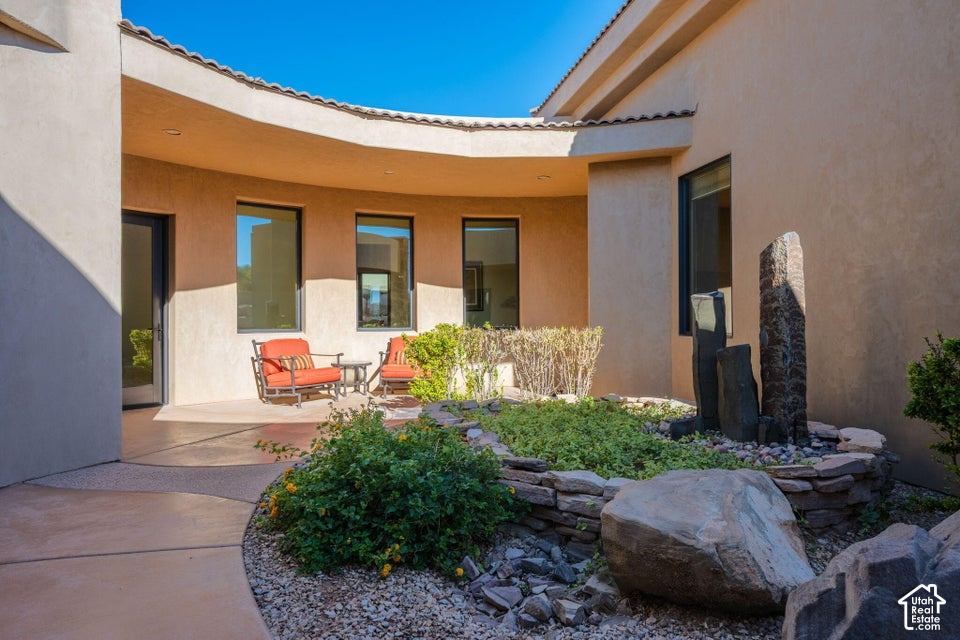 2011 S PINNACLE DR photo 5