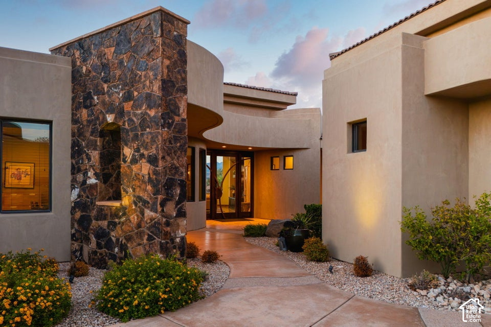 2011 S PINNACLE DR photo 4