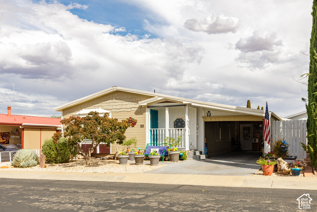 60 N 3910 W photo 3