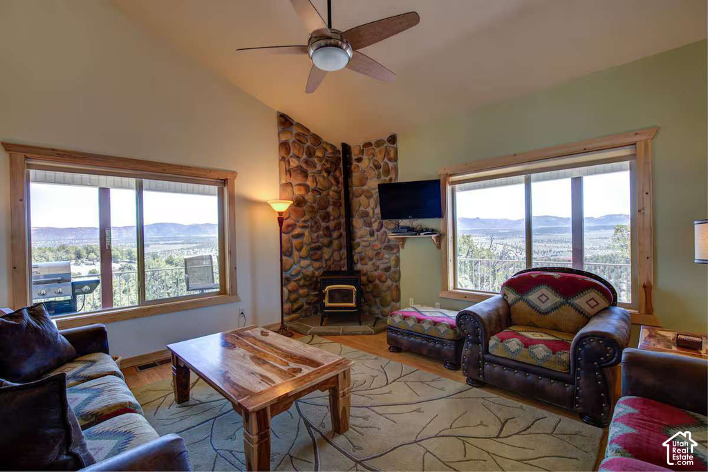 1735 W PINYON HILLS RD photo 5