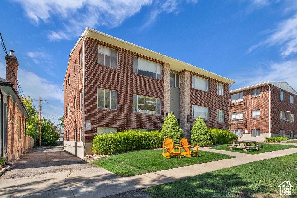 35 O ST photo 5