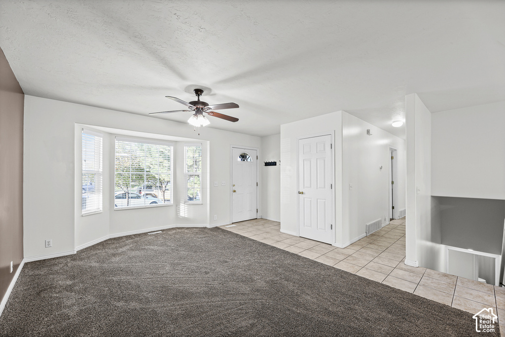 69 W MIDDLE CIR photo 2