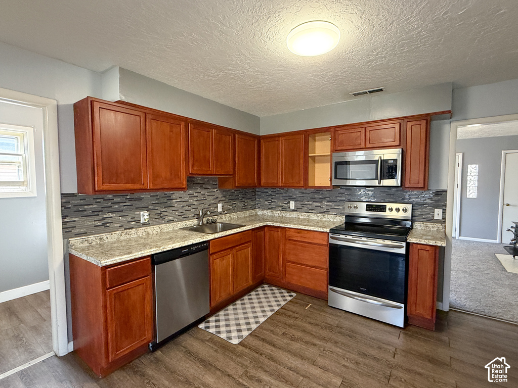 345 N WALL AVE photo 4