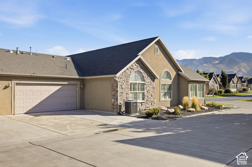 2235 N 230 E photo 2