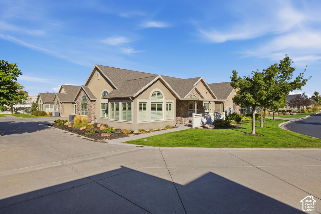 2235 N 230 E photo 3
