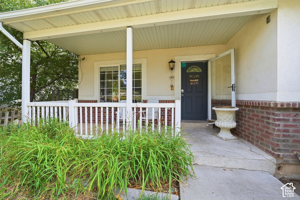 1162 E 5700 S photo 3