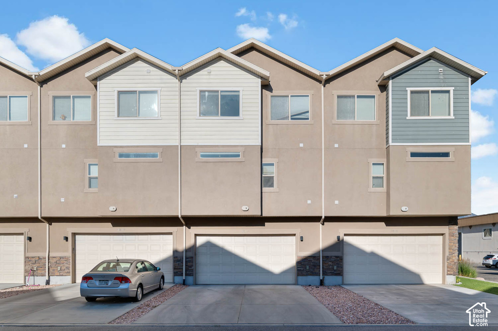 3869 S 1580 W photo 2